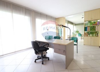 Shop Brembate di Sopra, BG, Brembate di Sopra - photo 8