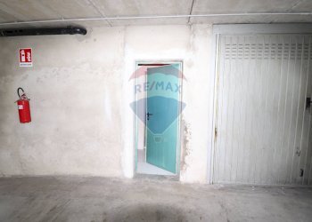 Shop Brembate di Sopra, BG, Brembate di Sopra - photo 20