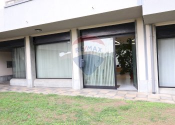 Shop Brembate di Sopra, BG, Brembate di Sopra - photo 22