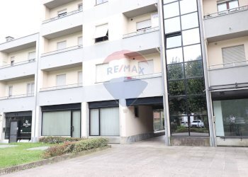 Shop Brembate di Sopra, BG, Brembate di Sopra - photo 25