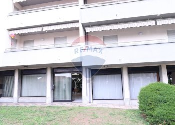 Shop Brembate di Sopra, BG, Brembate di Sopra - photo 36