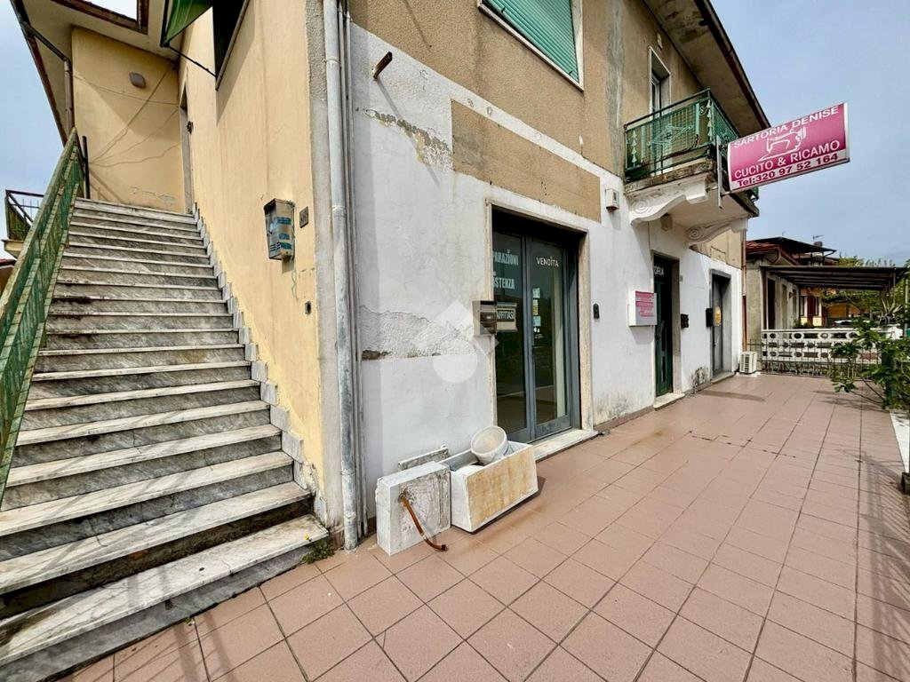 Casa indipendente Via Cisa Sud, Santo Stefano di Magra - foto 3