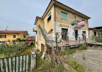 Casa indipendente Via Cisa Sud, Santo Stefano di Magra - foto 2