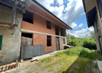 Rustic Frazione Serre, snc, Valloriate - photo 1