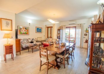 Trilocale Viale Isacco Newton, Roma (zona Portuense) - foto 2