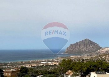 Casa indipendente Via Cavaliere, Valderice - foto 1