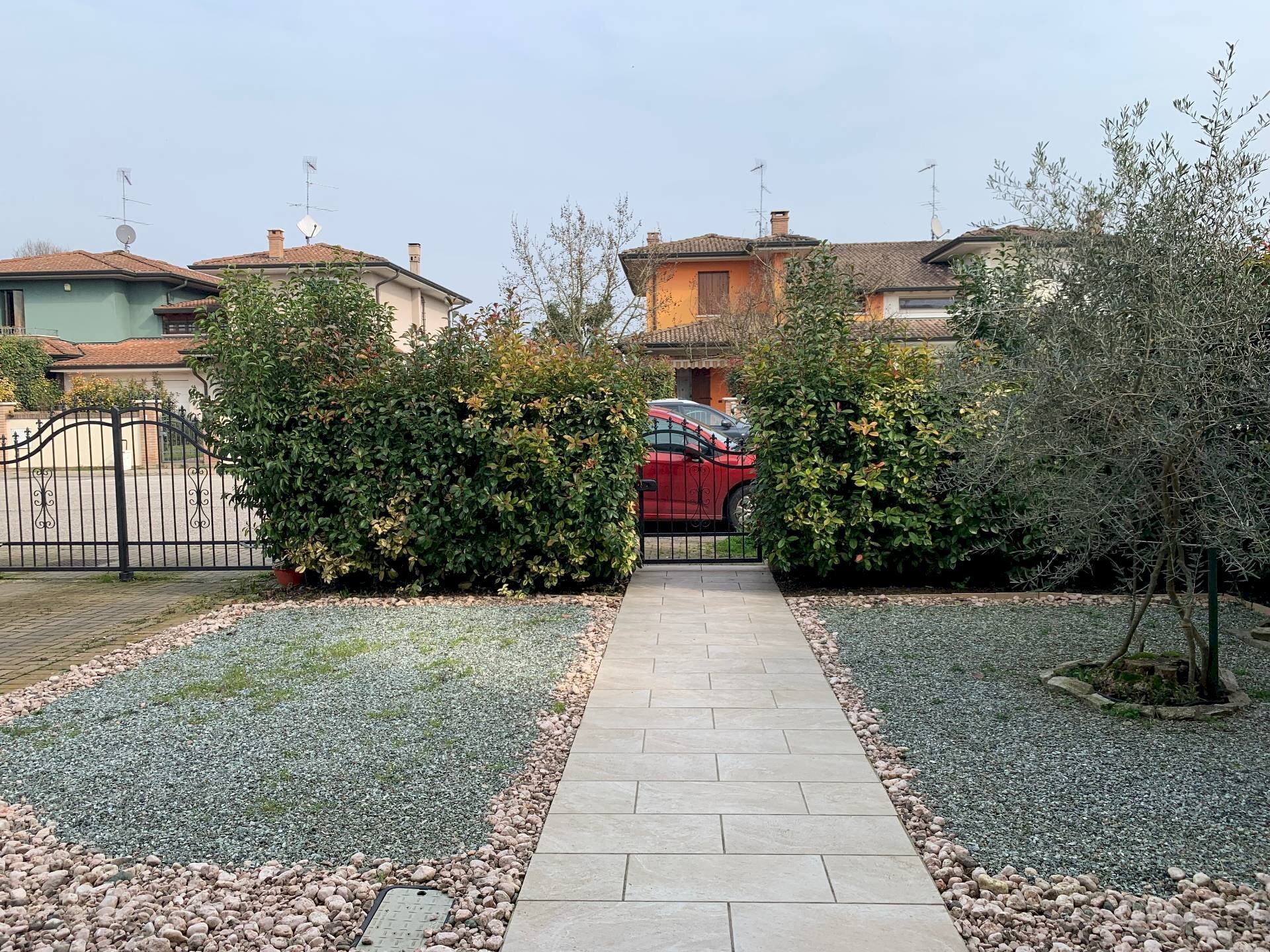 Villa Unifamiliare Curtatone - foto 1