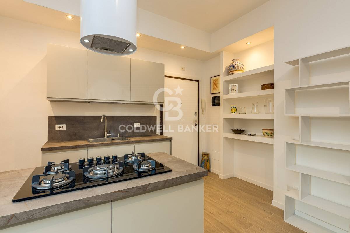 Three-room apartment Via Del Casale Giuliani, Roma (neighborhood Prati Fiscali) - photo 3