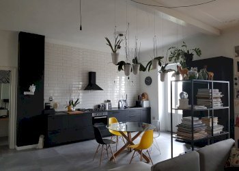 Quadrilocale Via Alessandro Ferraris di Celle, 5, Cuneo (zona Centro Storico) - foto 2