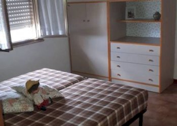 Camera da letto - Trilocale via Gioacchino Rossini, Valledoria - foto 5