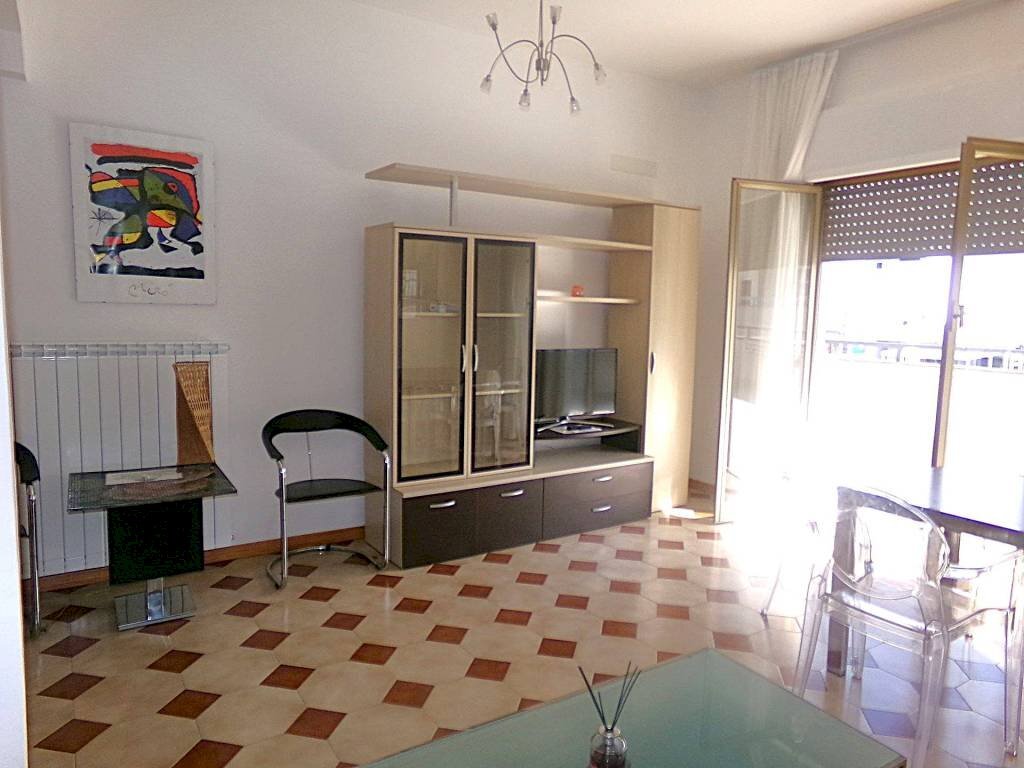 Camera da letto - Three-room apartment via Ardeatina, 139B, Anzio - photo 3