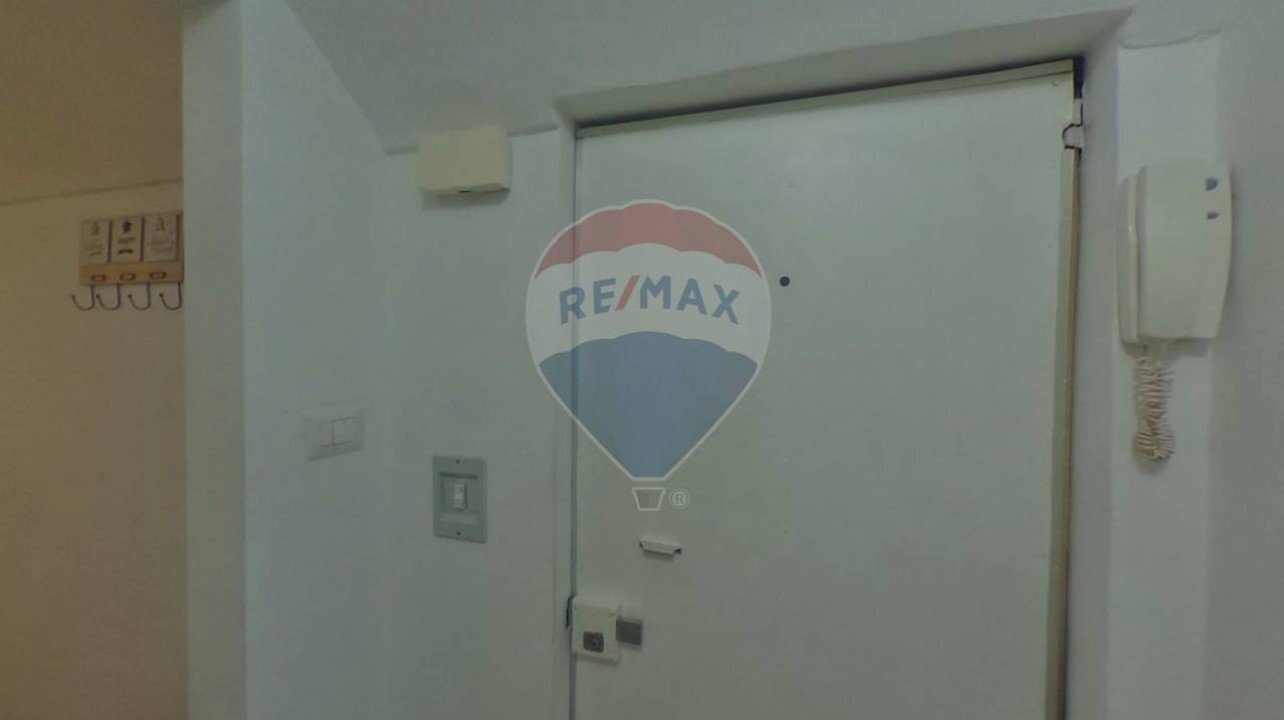 Monolocale Via Giulia di Barolo, 7 
 Centro, Torino (zona Centro) - foto 3