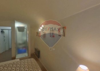 One-room apartment Via Giulia di Barolo, 7 
 Centro, Torino (neighborhood Centro) - photo 4