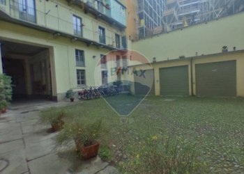 One-room apartment Via Giulia di Barolo, 7 
 Centro, Torino (neighborhood Centro) - photo 18