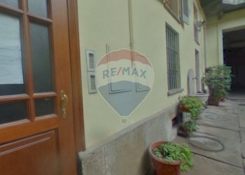 One-room apartment Via Giulia di Barolo, 7 
 Centro, Torino (neighborhood Centro) - photo 19