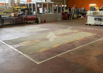 Capannone Via Ugo Foscolo, Galliate - foto 9