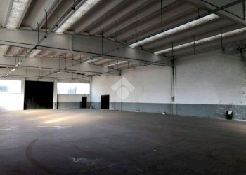 Capannone Via Ugo Foscolo, Galliate - foto 11