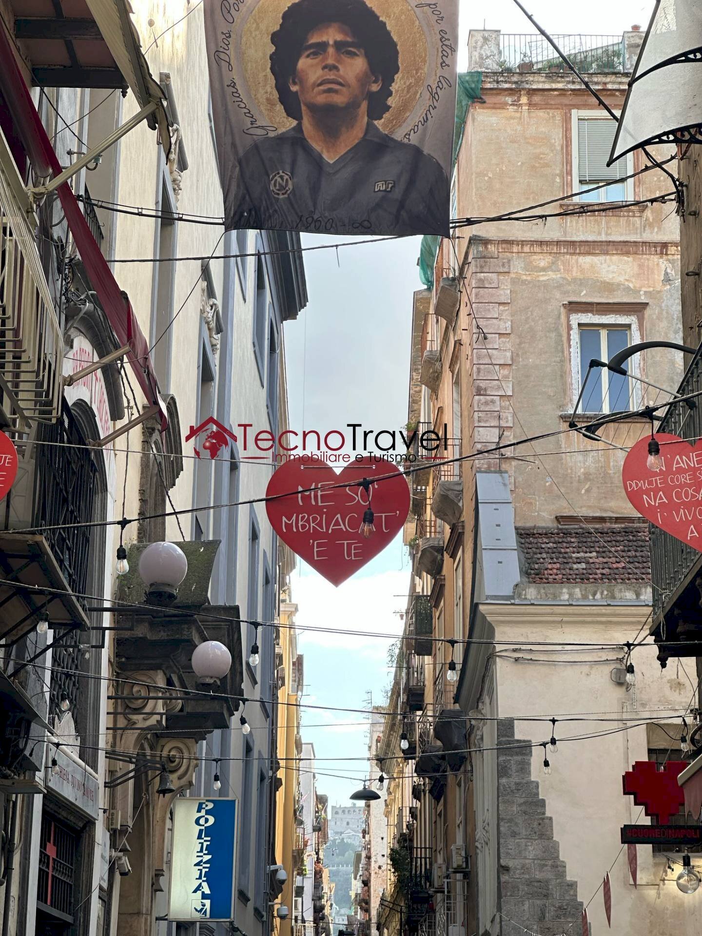 Three-room apartment vico maiorani, Napoli (neighborhood Montecalvario) - photo 2