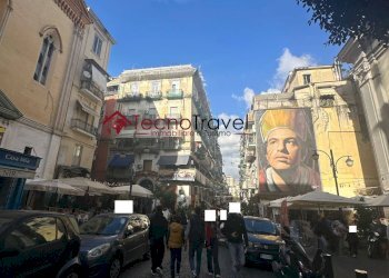 Trilocale vico maiorani, Napoli (zona Montecalvario) - foto 1