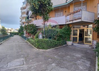 Trilocale Casoria - foto 1