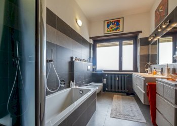 Attic Corso Massimo D'azeglio, Torino (neighborhood San Salvario) - photo 20