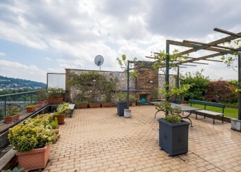 Attic Corso Massimo D'azeglio, Torino (neighborhood San Salvario) - photo 27