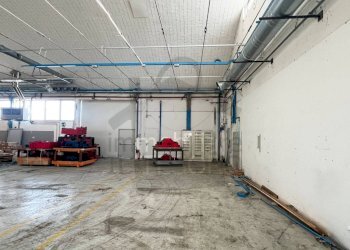 Magazzino - Capannone via Statale Marecchia, 34, Verucchio - foto 12