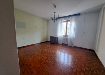 Camera da letto - Villa via per Domo, 4, Porto Valtravaglia - photo 6