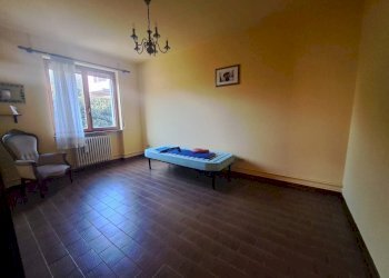 Camera da letto - Villa via per Domo, 4, Porto Valtravaglia - photo 13