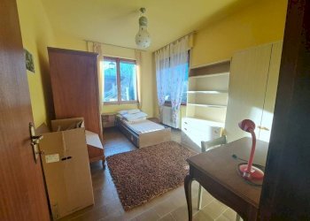 Camera da letto - Villa via per Domo, 4, Porto Valtravaglia - photo 15