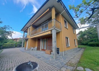 Facciata - Villa via per Domo, 4, Porto Valtravaglia - photo 20