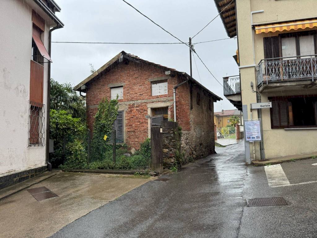 Zona - Rustico via Bolzano, 1, Gemonio - foto 1