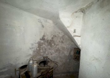 Cantina - Rustico via Bolzano, 1, Gemonio - foto 12