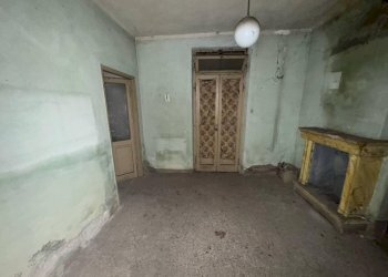 Stanza non arredata - Rustico via Bolzano, 1, Gemonio - foto 8