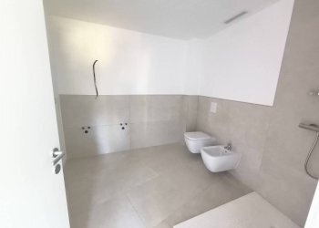 Bagno - Four-room apartment via Porta di Vasco, 21, Mondovì - photo 7