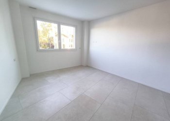 Camera da letto - Four-room apartment via Porta di Vasco, 21, Mondovì - photo 9