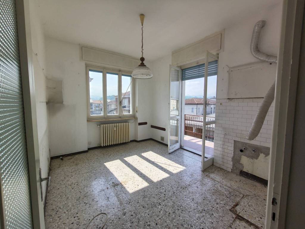 Salone - Quadrilocale via al Ferrone, Mondovì - foto 2