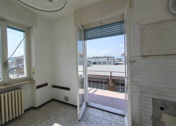 Cucina - Quadrilocale via al Ferrone, Mondovì - foto 9
