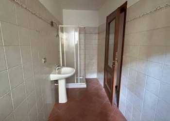 Bagno - Two-room apartment piazza Santa Maria Maggiore, Mondovì - photo 2