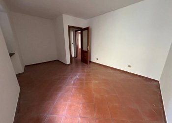 Stanza non arredata - Two-room apartment piazza Santa Maria Maggiore, Mondovì - photo 5