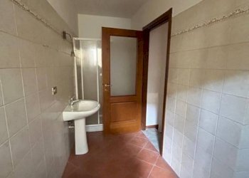 Bagno - Two-room apartment piazza Santa Maria Maggiore, Mondovì - photo 10