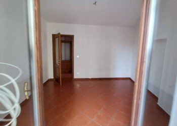 Stanza non arredata - Four-room apartment piazza Santa Maria Maggiore, Mondovì - photo 7