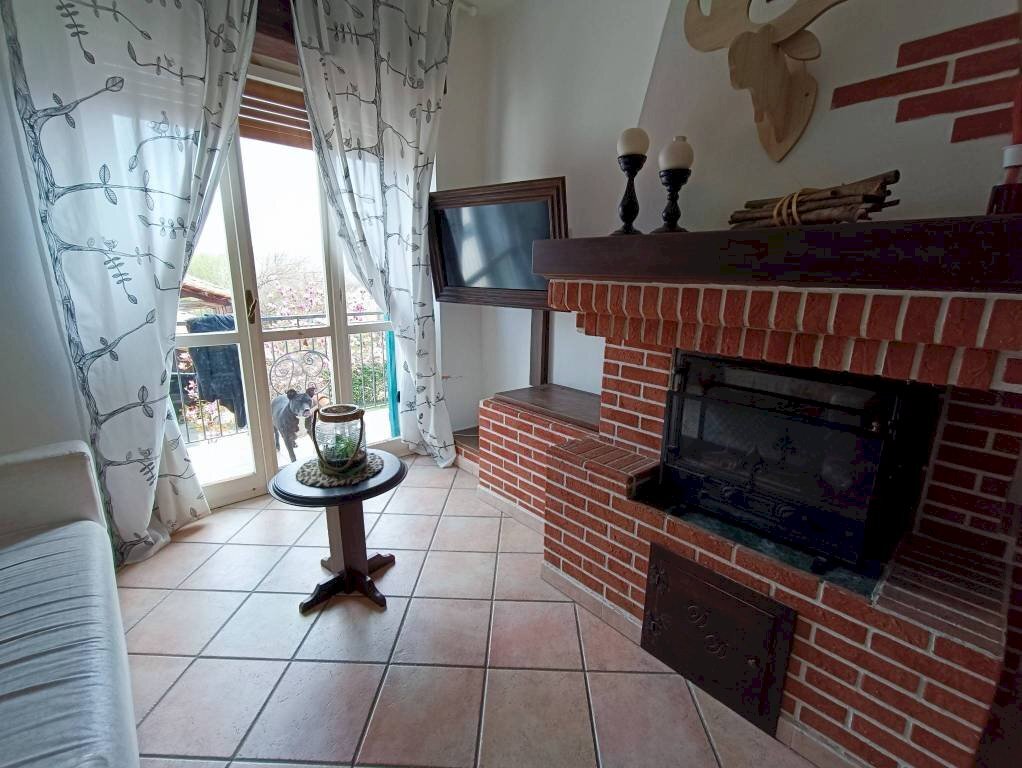 Salone - Independent house Carrù - photo 1