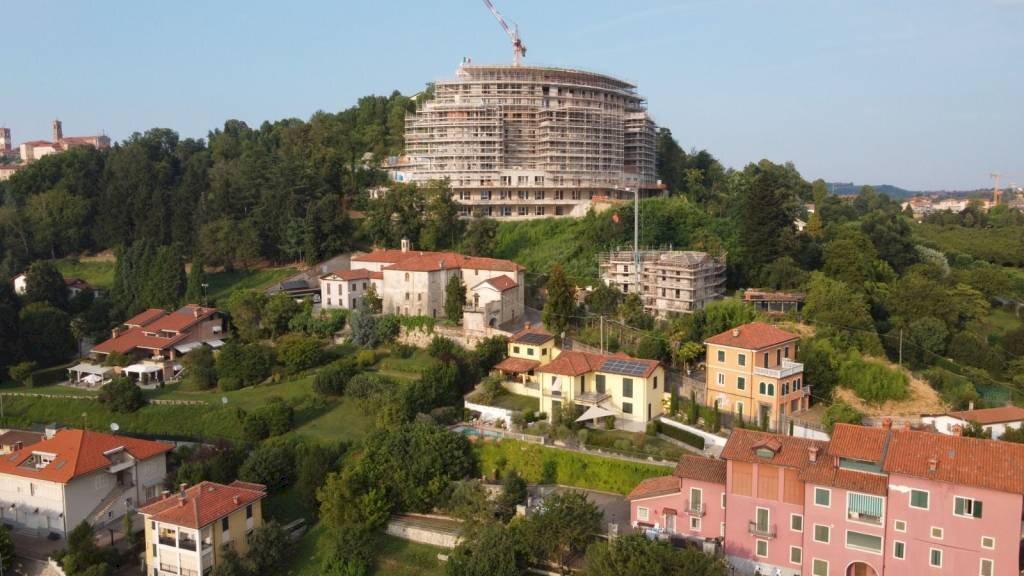 Vista - Trilocale via Porta di Vasco, 21, Mondovì - foto 1