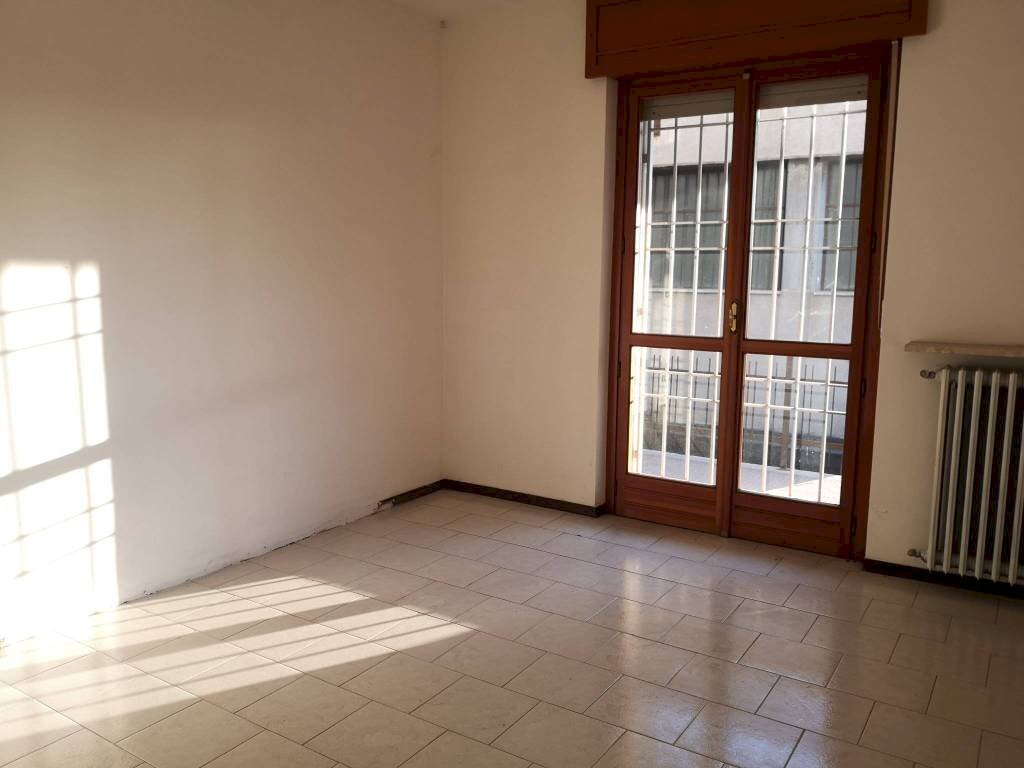 Stanza non arredata - Appartamento via Torino, Mondovì - foto 1