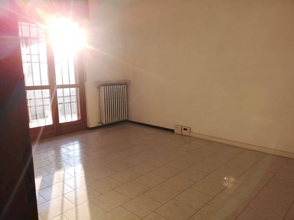Stanza non arredata - Appartamento via Torino, Mondovì - foto 2