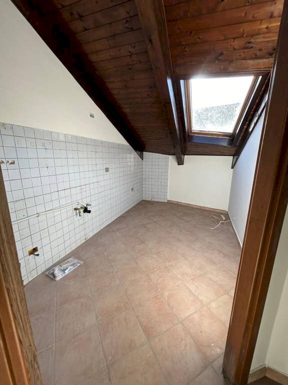 Stanza non arredata - Quadrilocale piazza Santa Maria Maggiore, Mondovì - foto 3