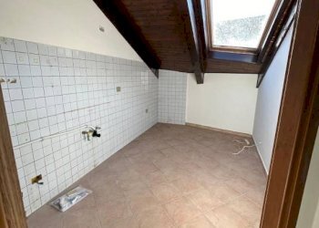 Stanza non arredata - Four-room apartment piazza Santa Maria Maggiore, Mondovì - photo 4