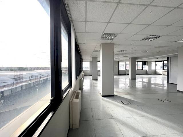 Interno non residenziale - Stabile - Palazzo via del Maggiolino, 123, Roma - foto 3