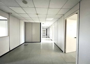 Interno non residenziale - Stabile - Palazzo via del Maggiolino, 123, Roma - foto 4